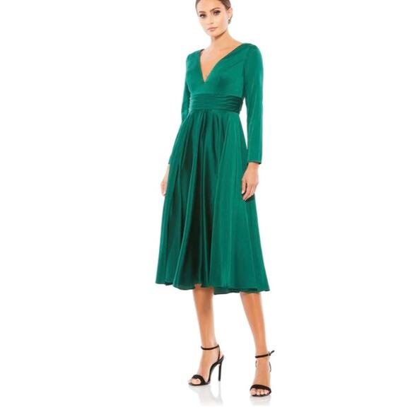 Mac Duggal 67527 Plunge Neck Emerald Satin A-Line Gown 4 - Picture 1 of 7